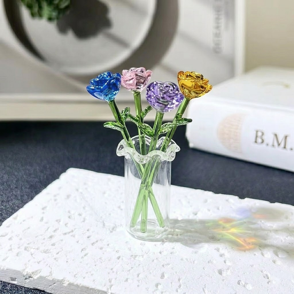 1 Vase + 4 Flowers