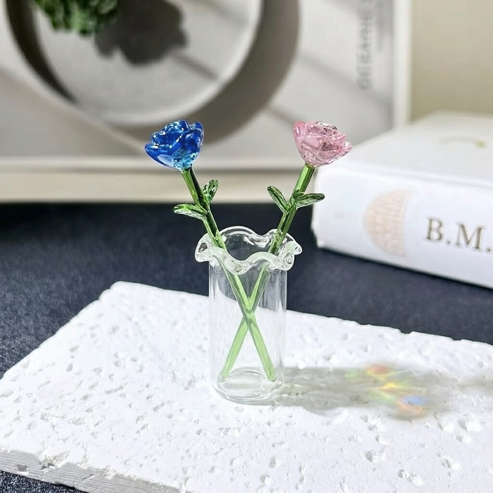 1 Vase + 2 Flowers